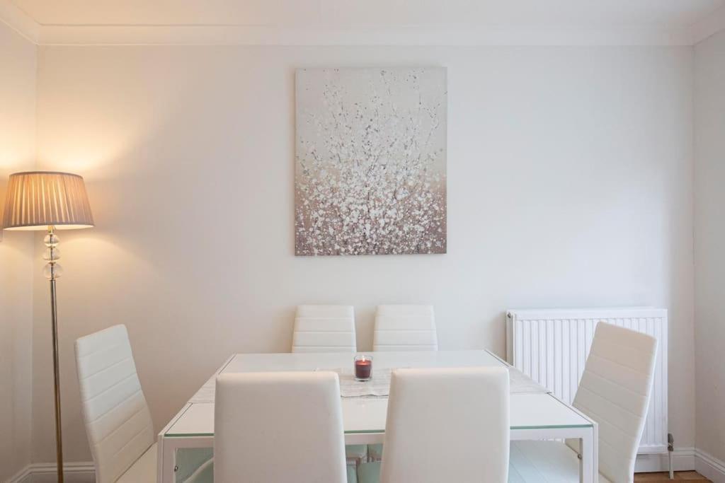 3 Bed House/Garden/Wi-Fi/Parking/Central Location Villa Guildford Eksteriør bilde